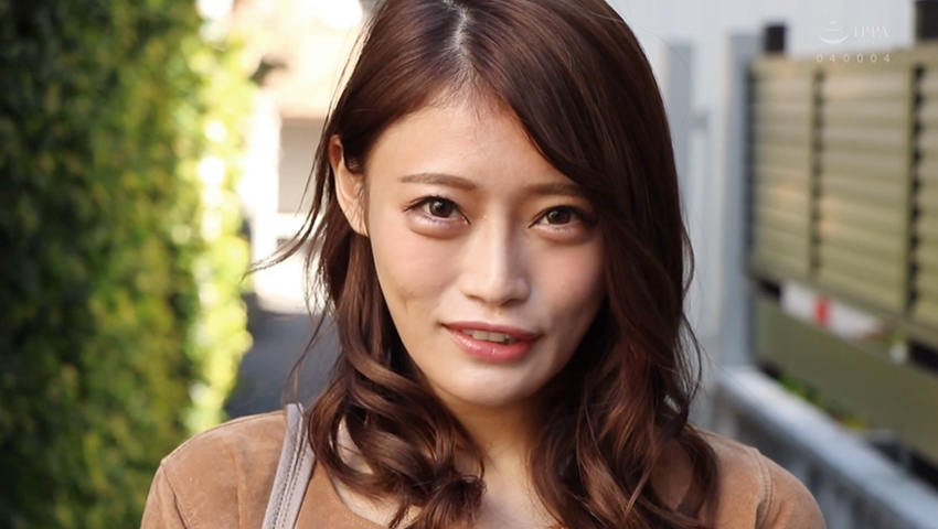 [七瀬ひな] 広島弁のイラマチオ特化型ドMなAV女優